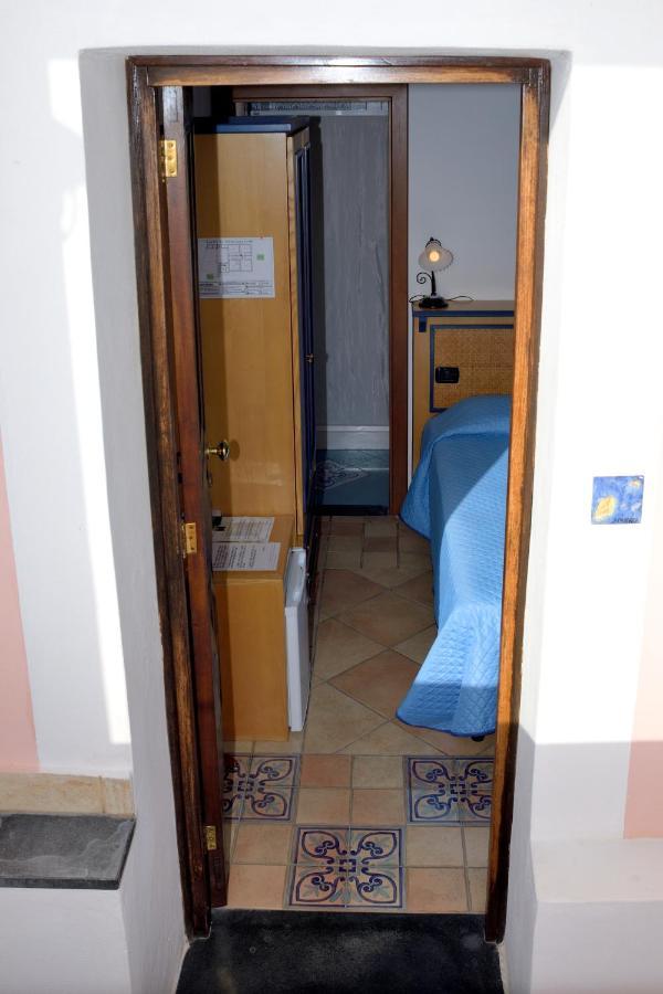 Hotel Principe Di Rinella Leni Εξωτερικό φωτογραφία