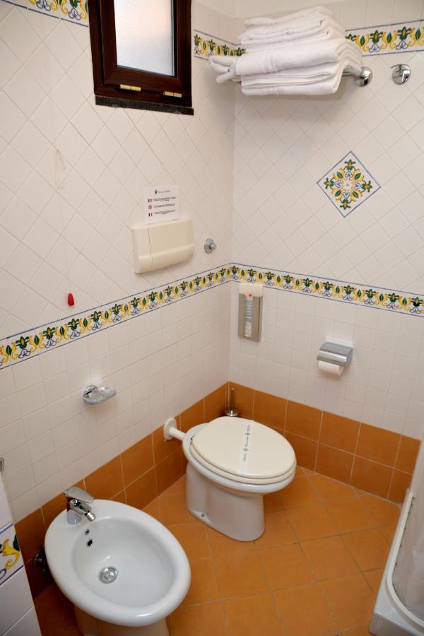 Hotel Principe Di Rinella Leni Εξωτερικό φωτογραφία