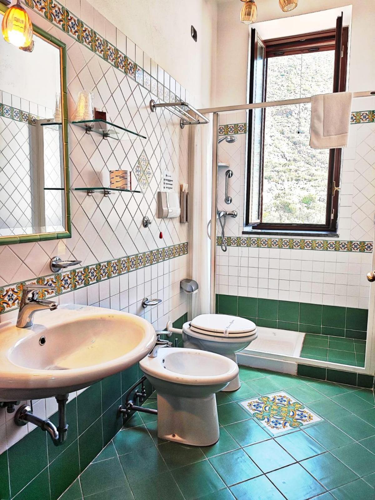 Hotel Principe Di Rinella Leni Εξωτερικό φωτογραφία